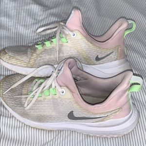 Nike renew 5.5Y